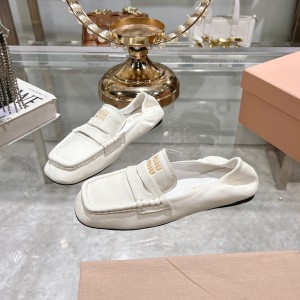 MiuMiu embossed logo squre toe loafers 35-42 Shoes