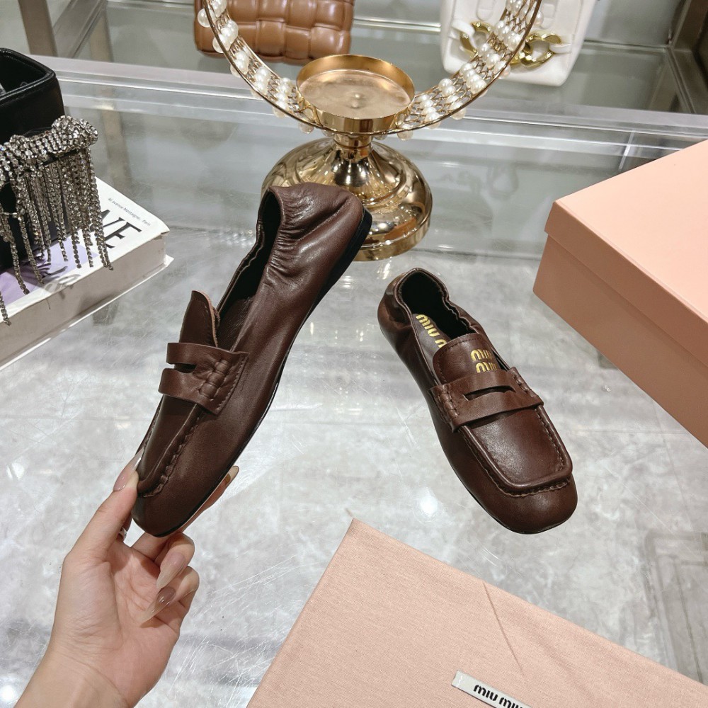 MiuMiu embossed logo squre toe loafers 35-42 Shoes