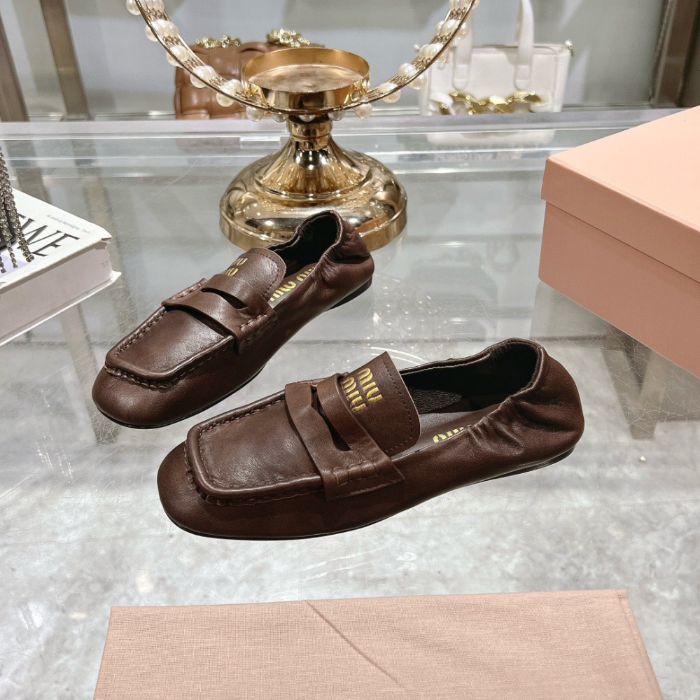 MiuMiu embossed logo squre toe loafers 35-42 Shoes