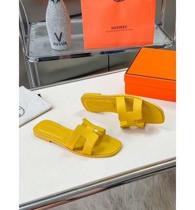 Hermes slides epsom leather 36-42 oran Jaune Impérial