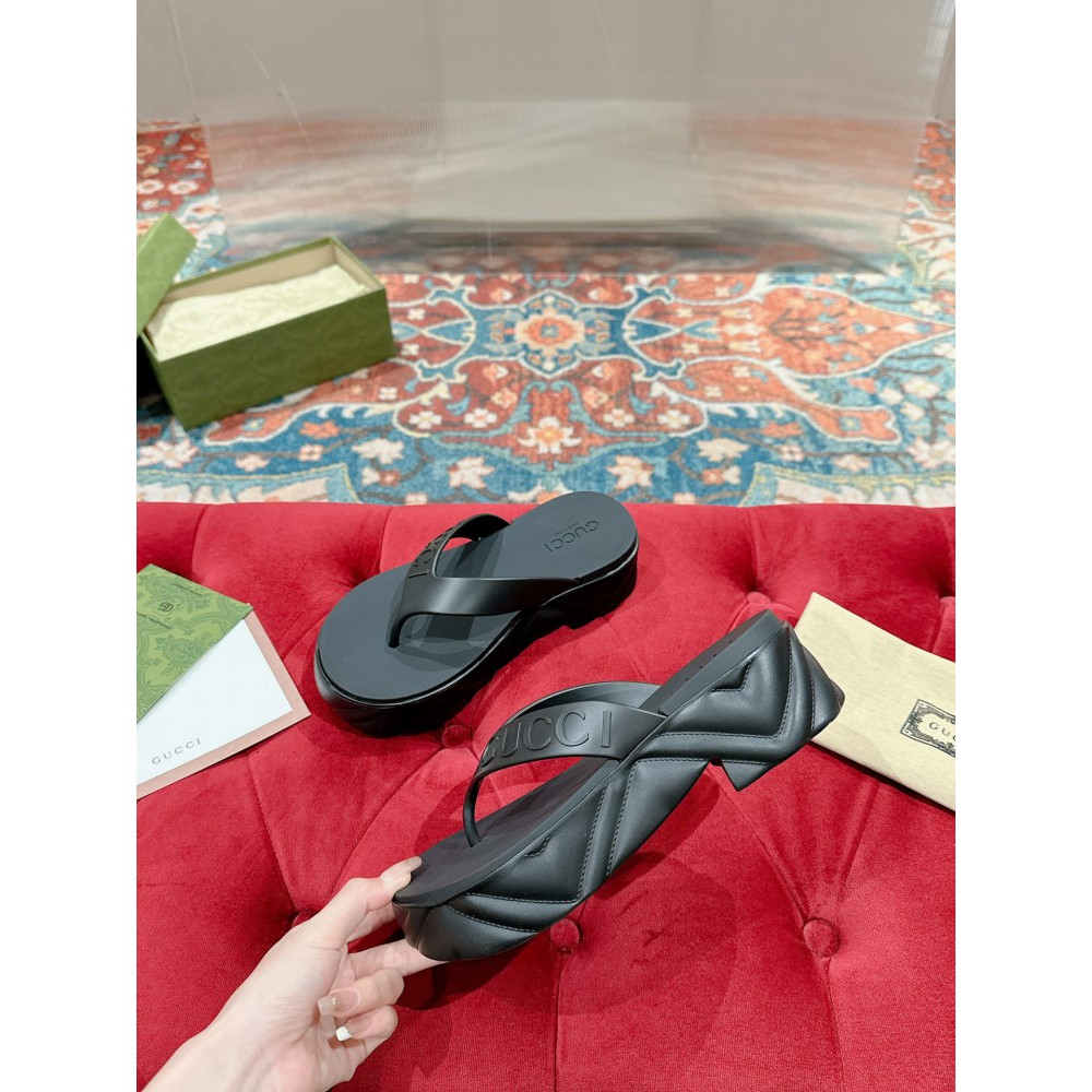 Gucci Embossed rubber platform sandals 35-42 Shoes