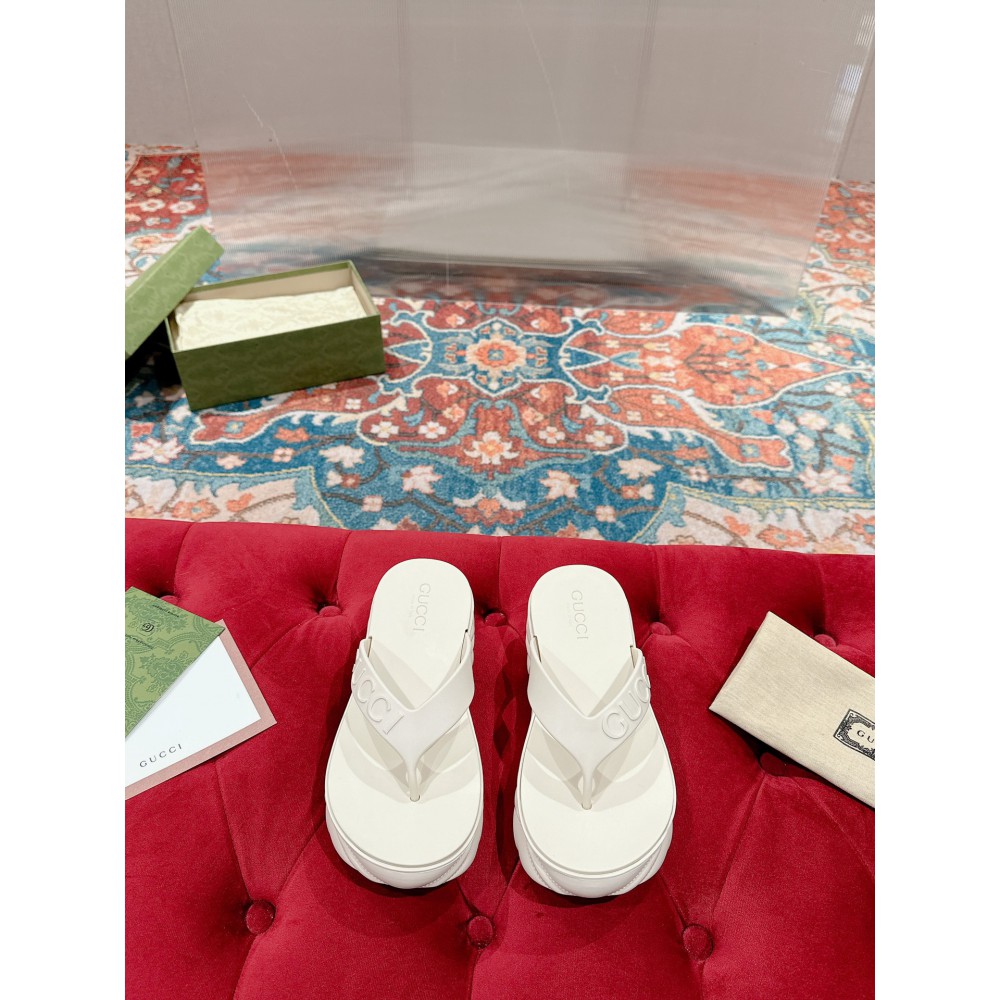 Gucci Embossed rubber platform sandals 35-42 Shoes