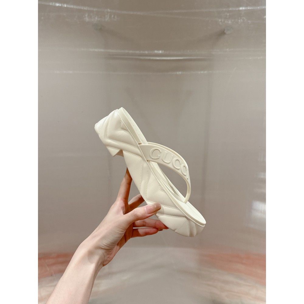 Gucci Embossed rubber platform sandals 35-42 Shoes