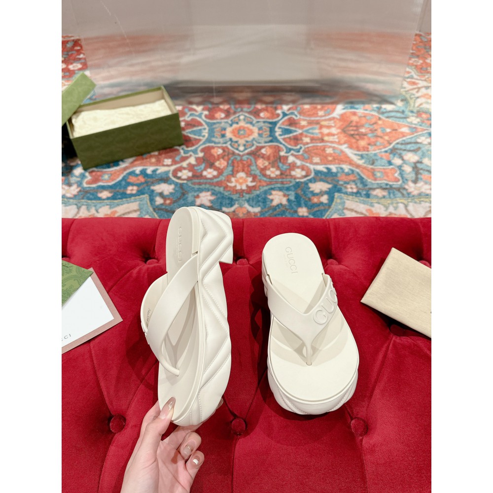 Gucci Embossed rubber platform sandals 35-42 Shoes