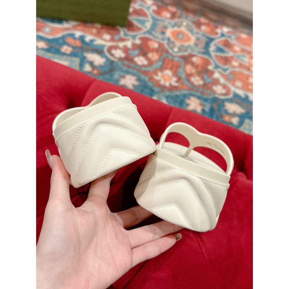 Gucci Embossed rubber platform sandals 35-42 Shoes