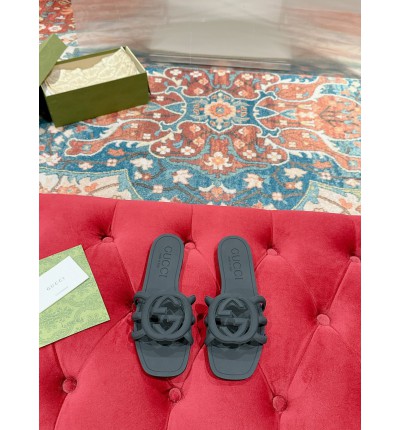Gucci Interlocking G slides rubber 35-42