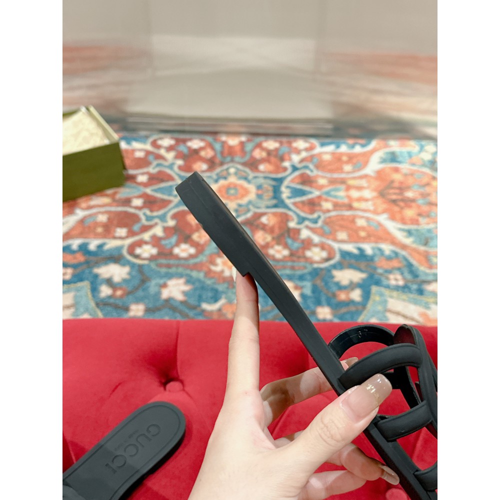 Gucci Interlocking G slides rubber 35-42 Shoes