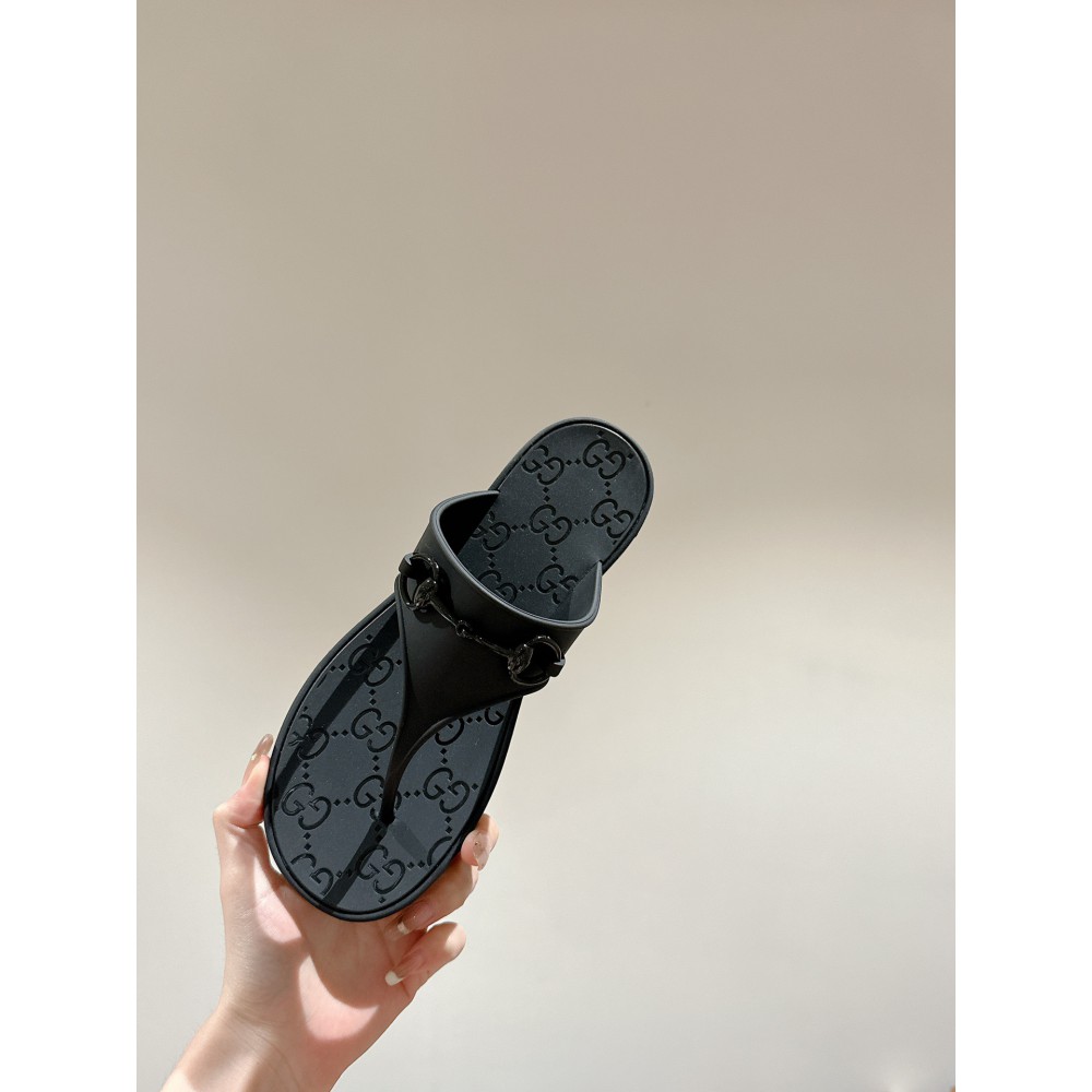 Gucci Women's thong sandal with Horsebit 35-42 Shoes