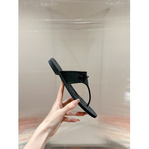 Gucci Women's thong sandal with Horsebit 35-42 Shoes