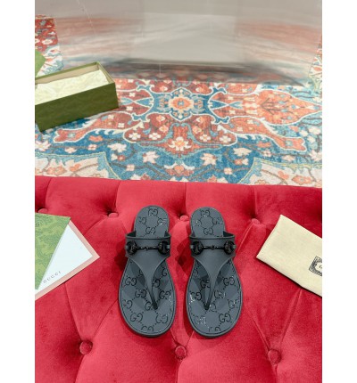 Gucci Women's thong sandal with Horsebit 35-42