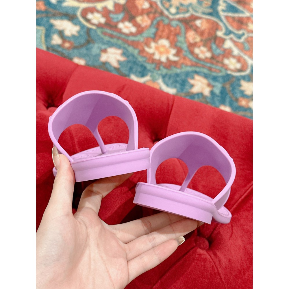 Gucci Women's thong sandal with Horsebit 35-42 Shoes