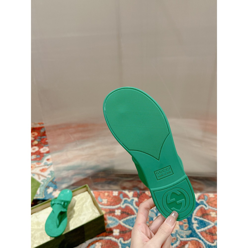 Gucci Women's thong sandal with Horsebit 35-42 Shoes