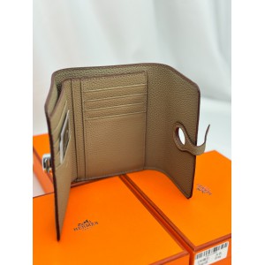 Hermes wallet compact size 13.5x10.5cm leather 100% Accesories