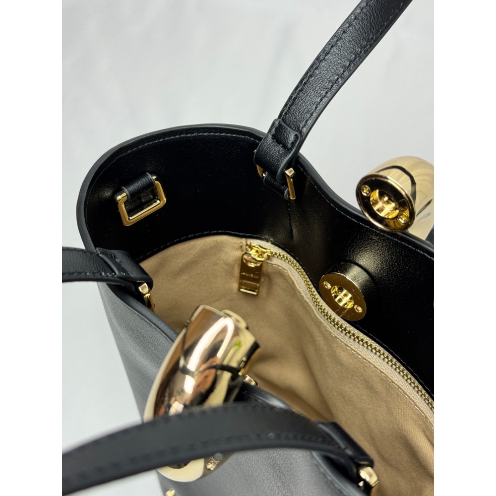 Jacquemus Le Petit Bambola Shopper Bag 24X24X10CM Bags