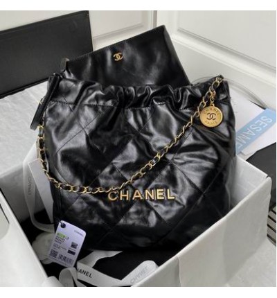 Chanel 22 black color leather 100% 35x37x7m