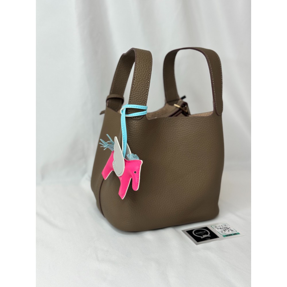 Hermes Picotin Lock 18 bag clemence leather etoupe color Bags