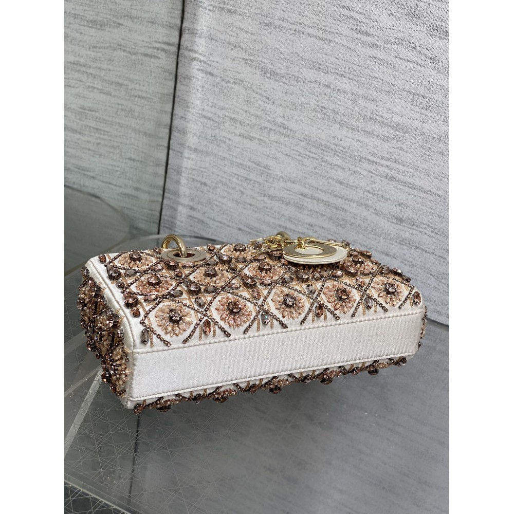 Dior Small Lady D-Joy Bag 22 x 12 x 6 cm Bags