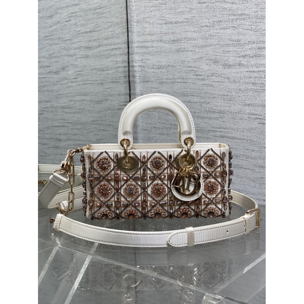Dior Small Lady D-Joy Bag 22 x 12 x 6 cm Bags