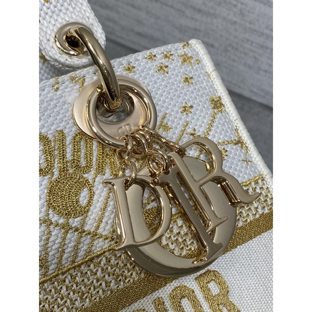 Dior lady medium size 24x20x11cm embroidery Bags