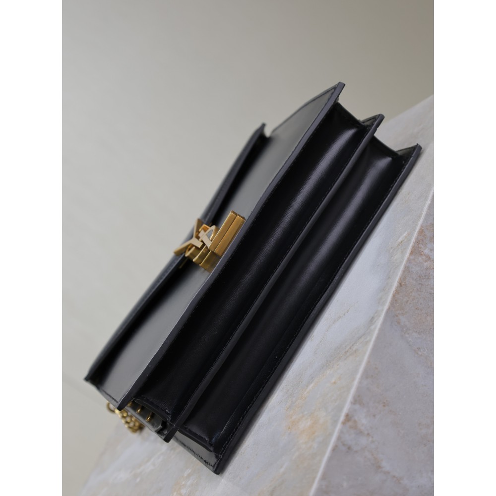 Ysl cassandra bag 22x16.5x5.5cm Bags