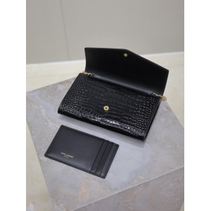 Ysl uptown chain wallet leather 19 x 12 x 3 CM Bags
