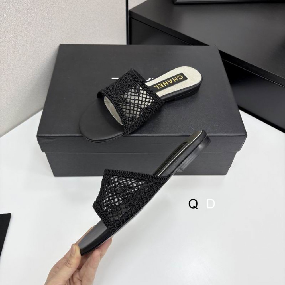 Chanel raffia slides 35-42 Shoes