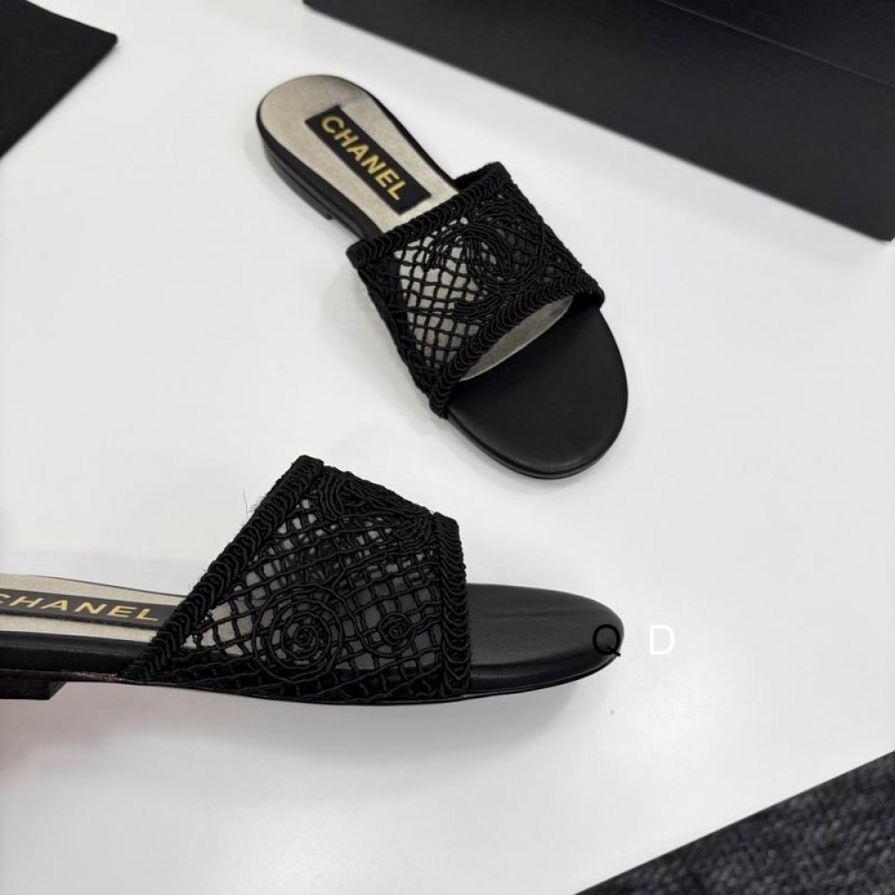 Chanel raffia slides 35-42 Shoes