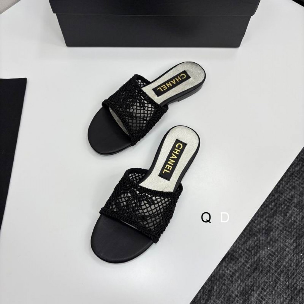 Chanel raffia slides 35-42 Shoes