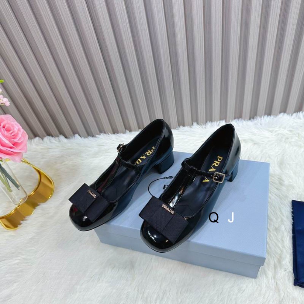 Prada Bow-detail leather Mary Jane flats 35-42 Shoes