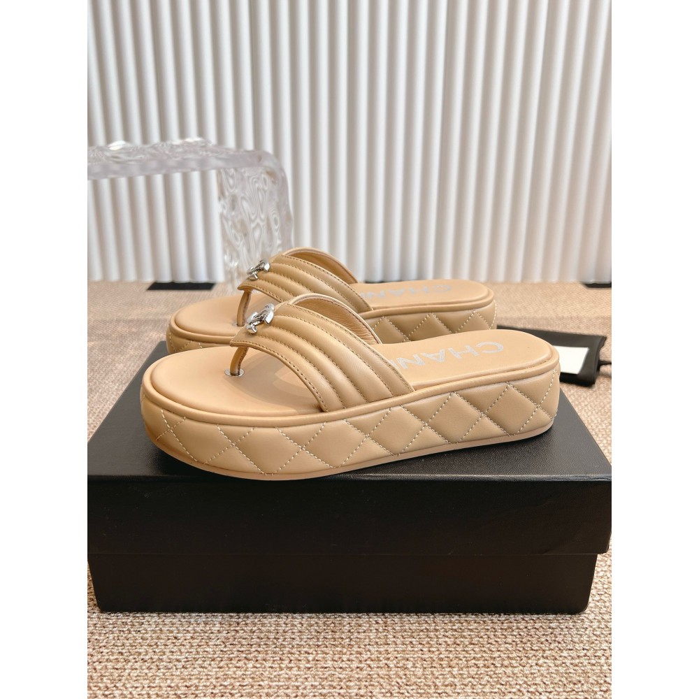 Chanel thong slides leather 35-42 Shoes