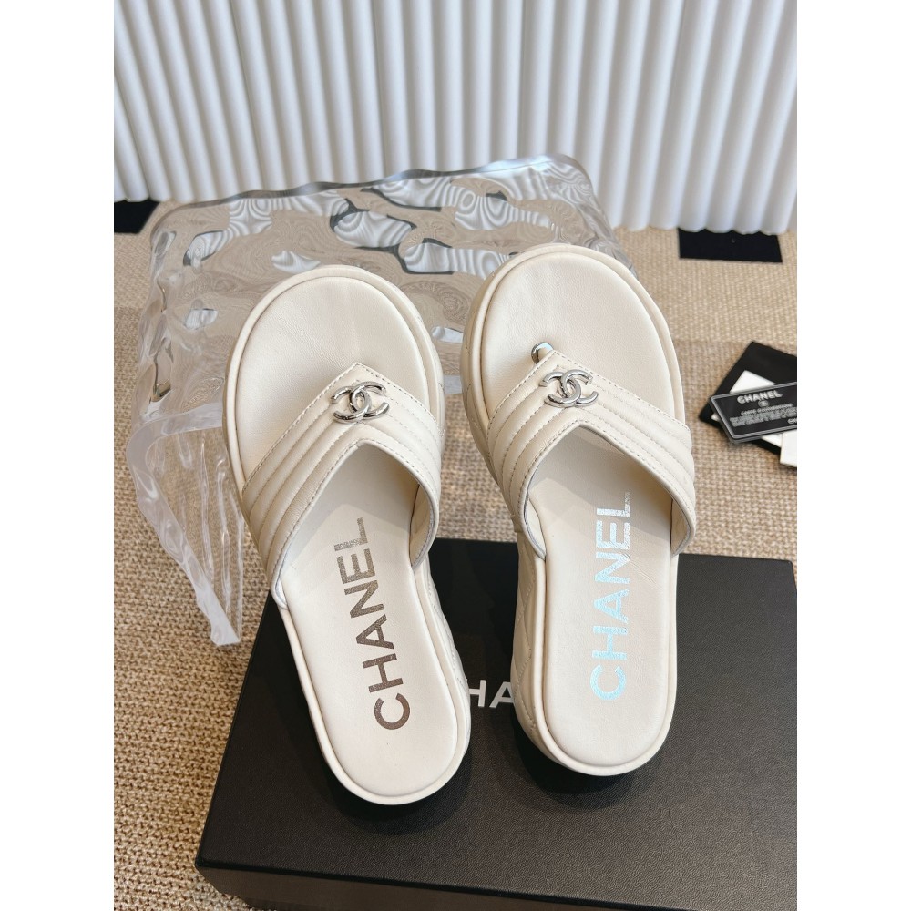 Chanel thong slides leather 35-42 Shoes