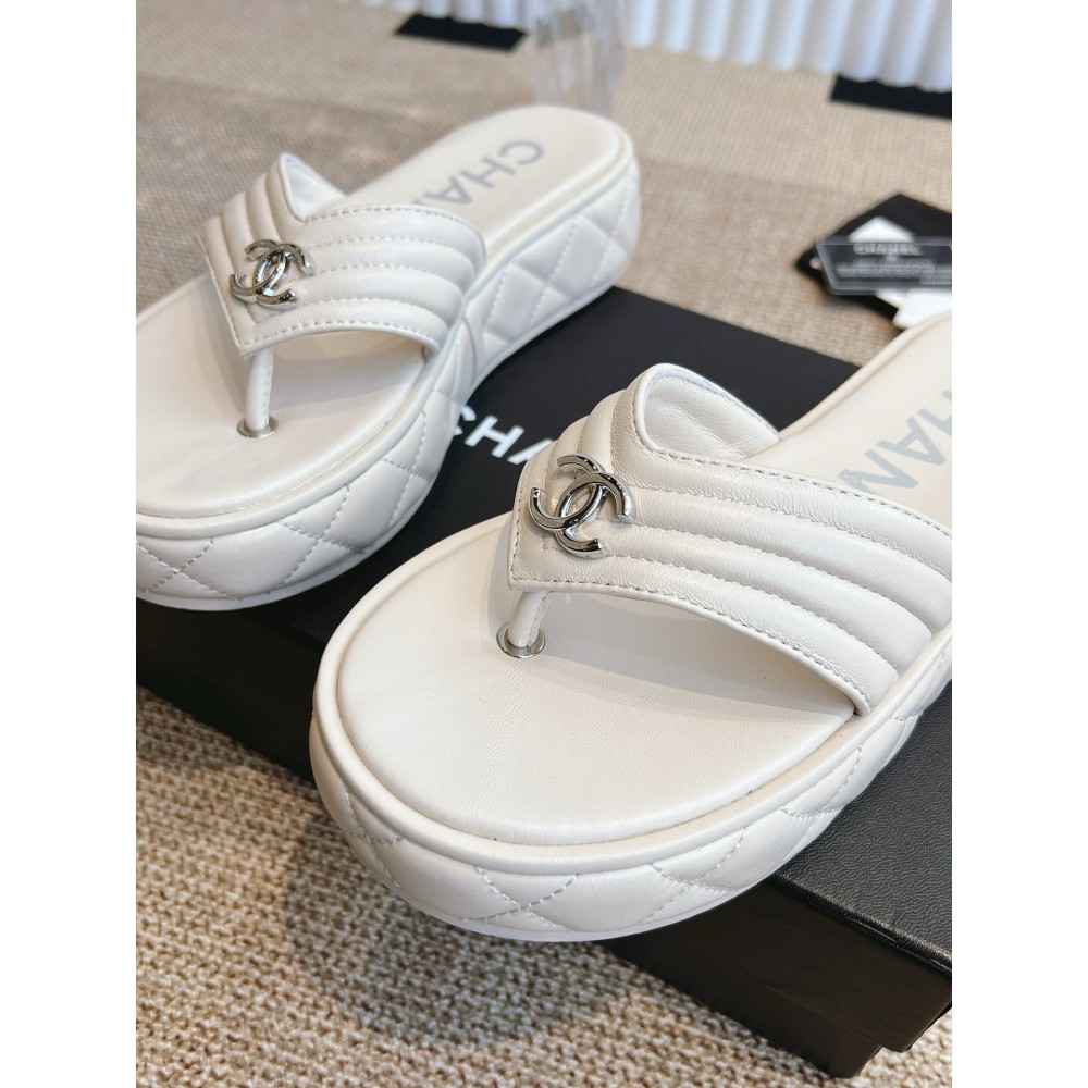 Chanel thong slides leather 35-42 Shoes