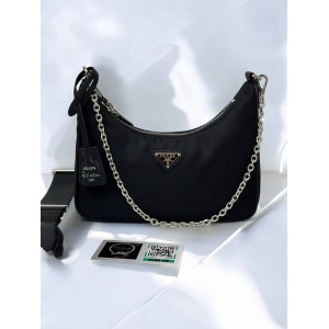 Prada re edition 2005 nylon hobo 22x12x6cm Προσφορές