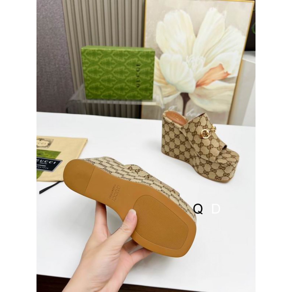 Gucci carmen horsebit wedge platforms 11cm Shoes