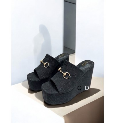 Gucci carmen horsebit wedge platforms 11cm