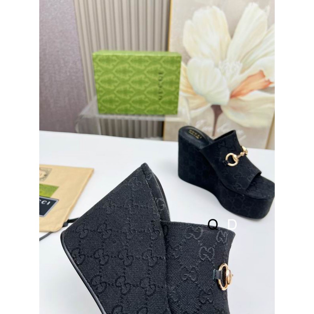 Gucci carmen horsebit wedge platforms 11cm Shoes