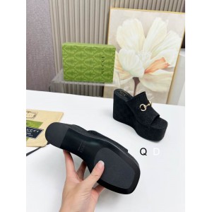 Gucci carmen horsebit wedge platforms 11cm Shoes