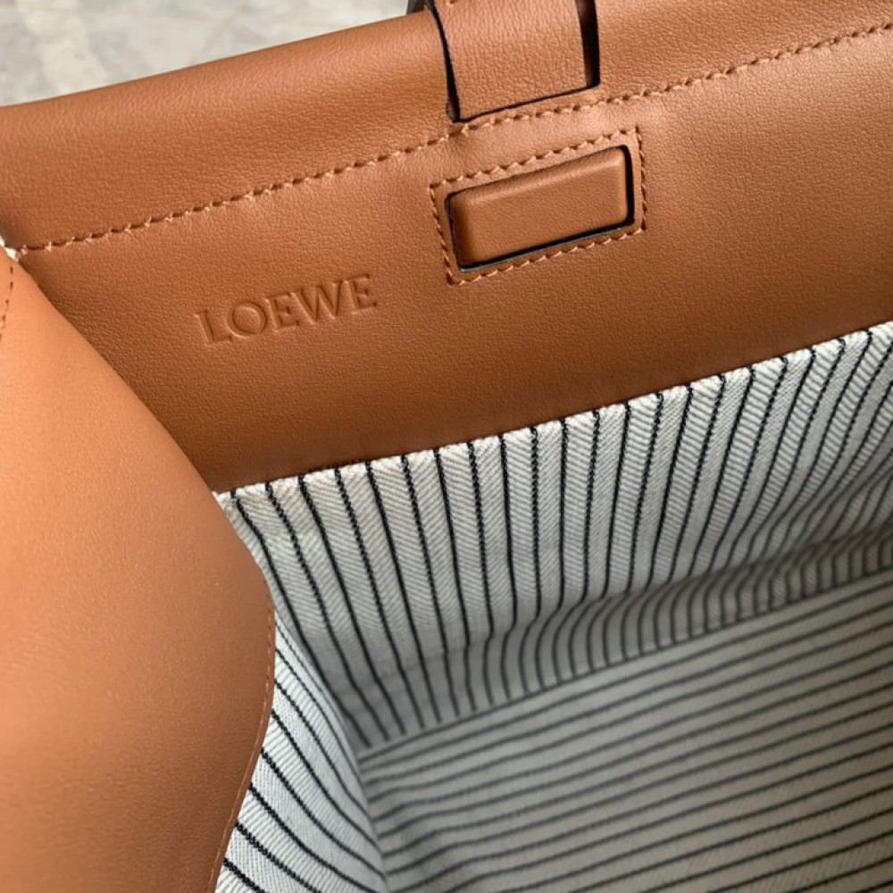 Loewe cushion tote 35x27x19cm Bags