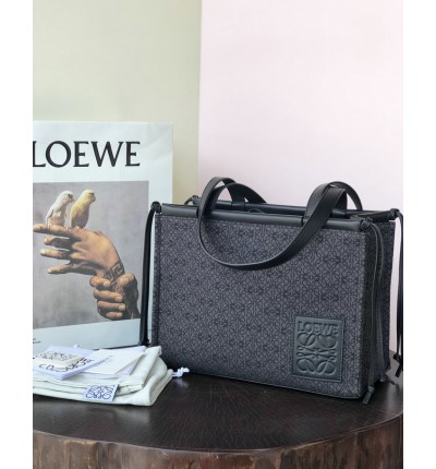 Loewe cushion tote 35x27x19cm