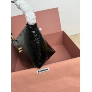 Miu Miu Naplak patent leather pouch 18.5x14x10cm Bags