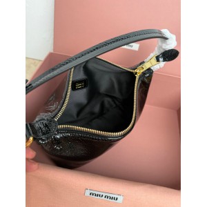 Miu Miu Naplak patent leather pouch 18.5x14x10cm Bags