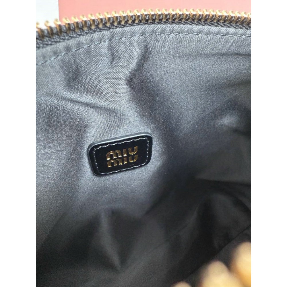 Miu Miu Naplak patent leather pouch 18.5x14x10cm Bags