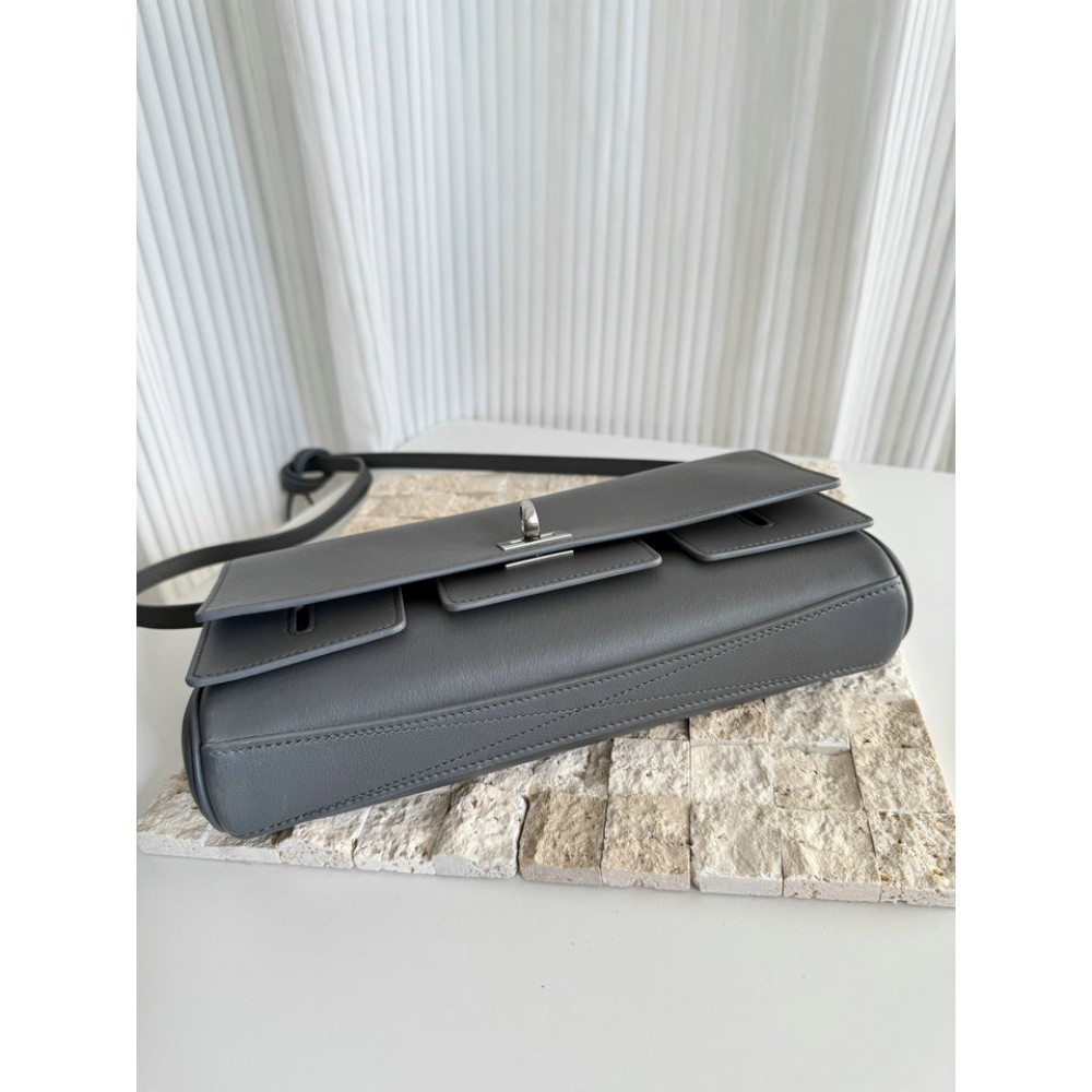 Balenciaga Women's Bel Air Shoulder Bag 26.9x13.9x5.3cm Bags