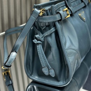 Prada Bonnie medium leather handbag 32x15.5x12cm Bags