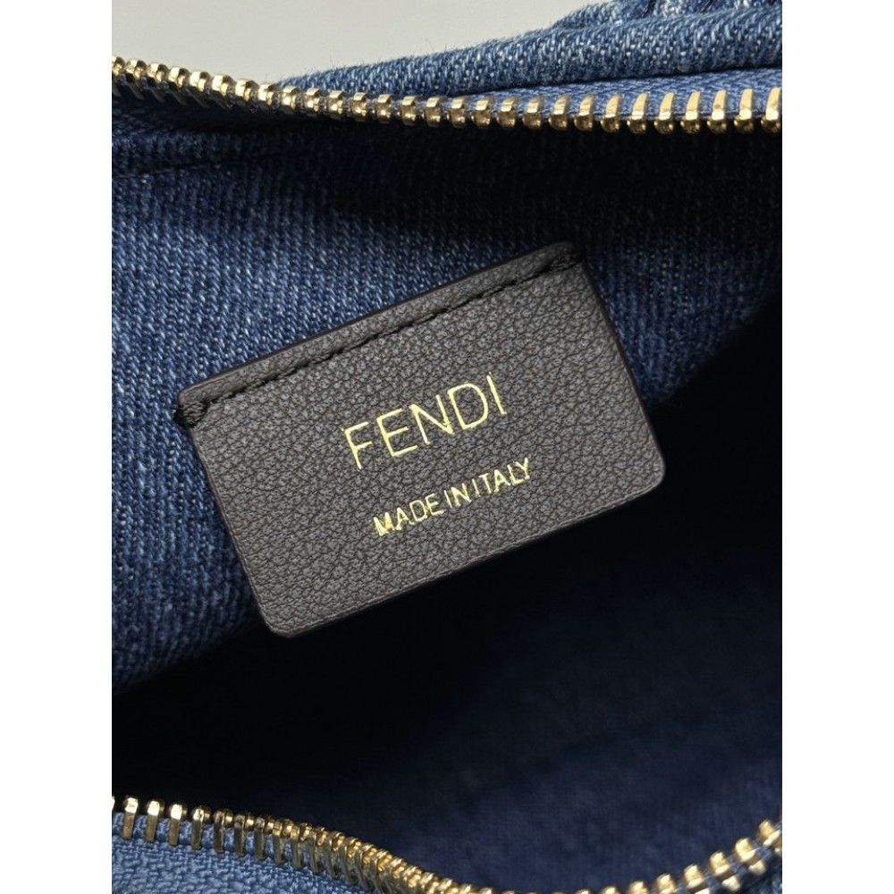Fendi Grpahy mini 20x13x7.5cm 