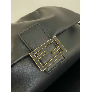 Fendi Mamma Baguette Medium 26.5x18x8.5cm Bags