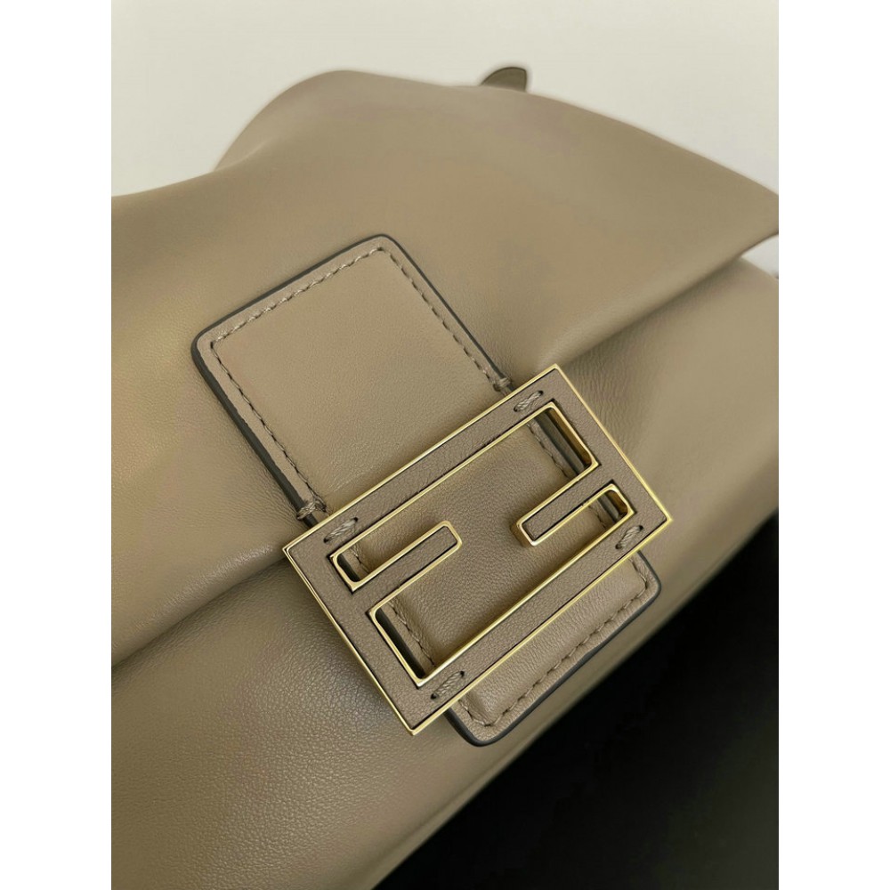 Fendi Mamma Baguette Large 31.5x12x22cm Bags
