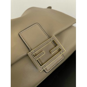 Fendi Mamma Baguette Large 31.5x12x22cm Bags