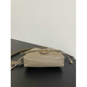 Fendi Mamma Baguette Large 31.5x12x22cm Bags