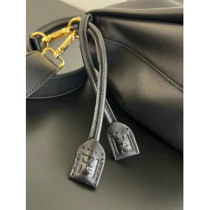 Fendi Mamma Baguette Large 31.5x12x22cm Bags